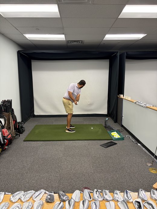The Fitting Bay, address position with launch monitor